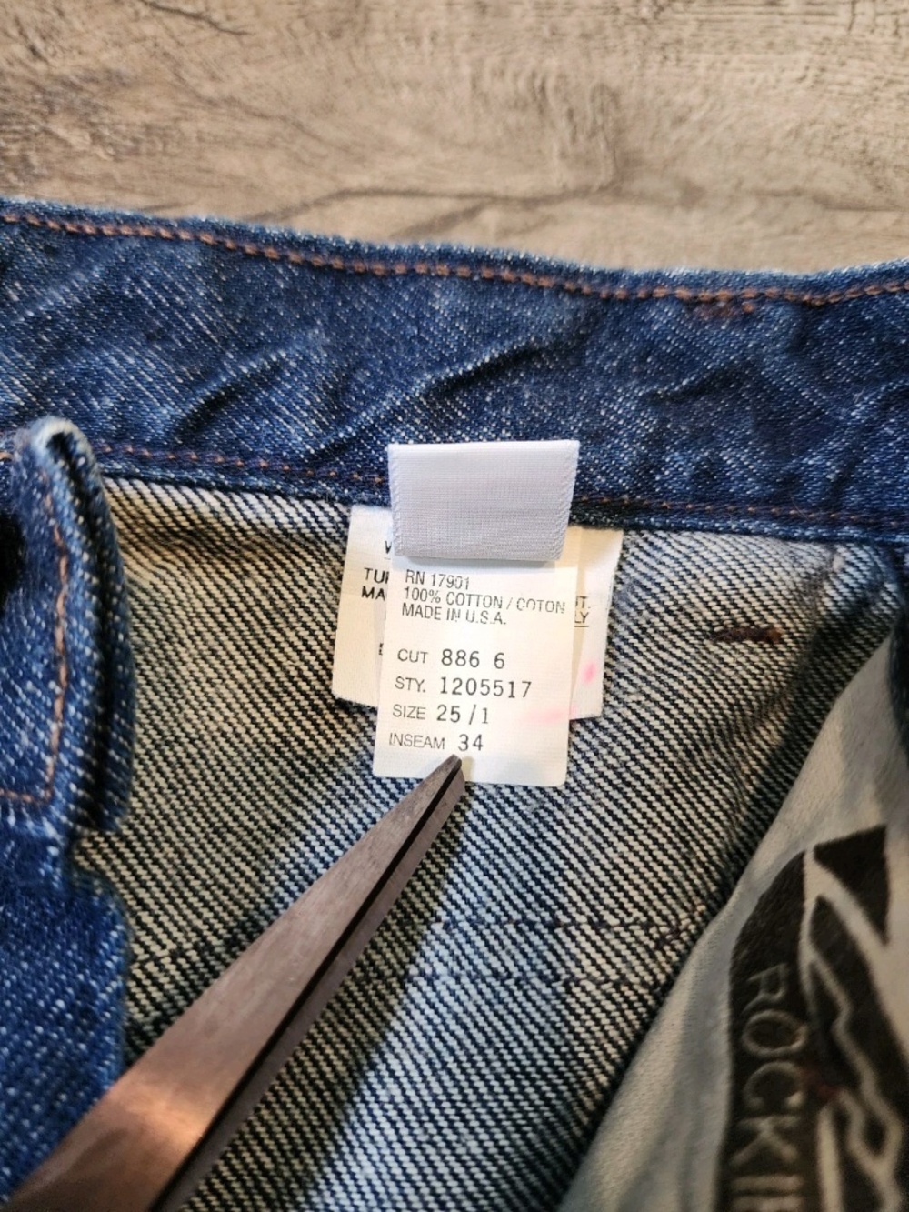 Vintage Rocky Mountain Womens Jeans High-Rise Blue Denim Floral V-Back Size 25/1 - Picture 10 of 12